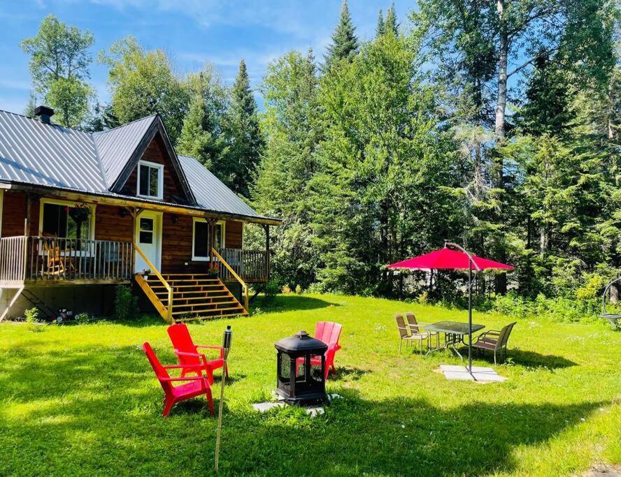 Chalet Riviere - Bord De Riviere - Romantique Saint-Alexis-des-Monts Eksteriør billede